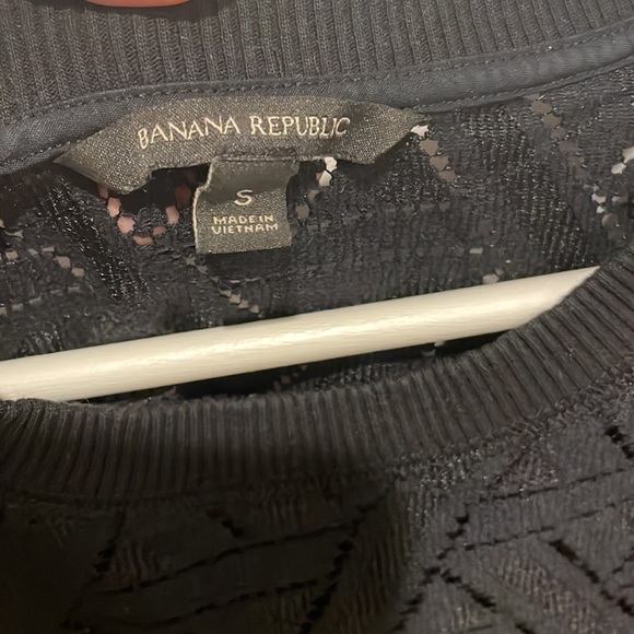 Banana Republic womens black top - Picture 6 of 8